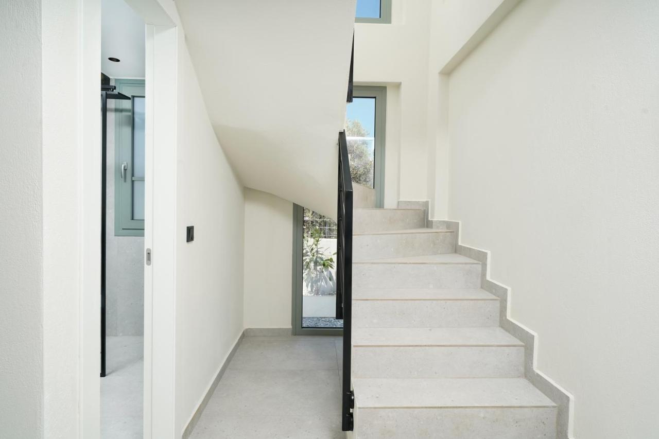 Azzure Luxury Suites โปตอส ภายนอก รูปภาพ