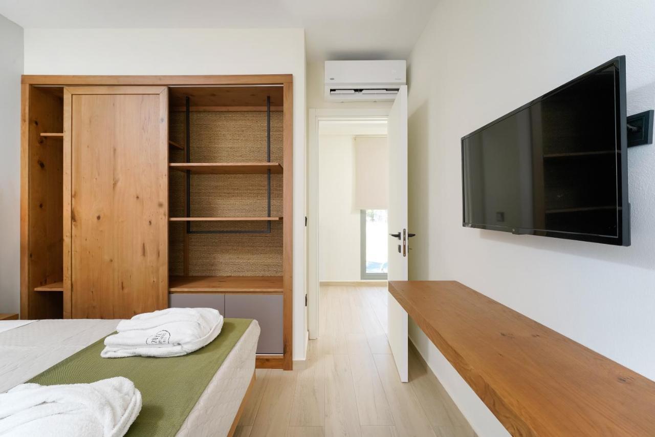 Azzure Luxury Suites โปตอส ภายนอก รูปภาพ