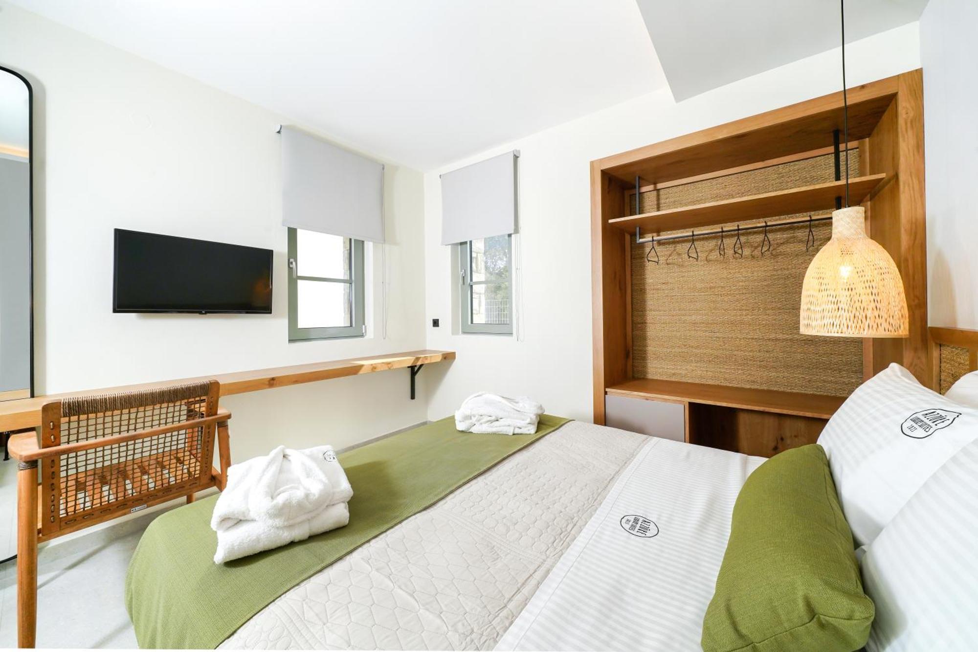 Azzure Luxury Suites โปตอส ภายนอก รูปภาพ