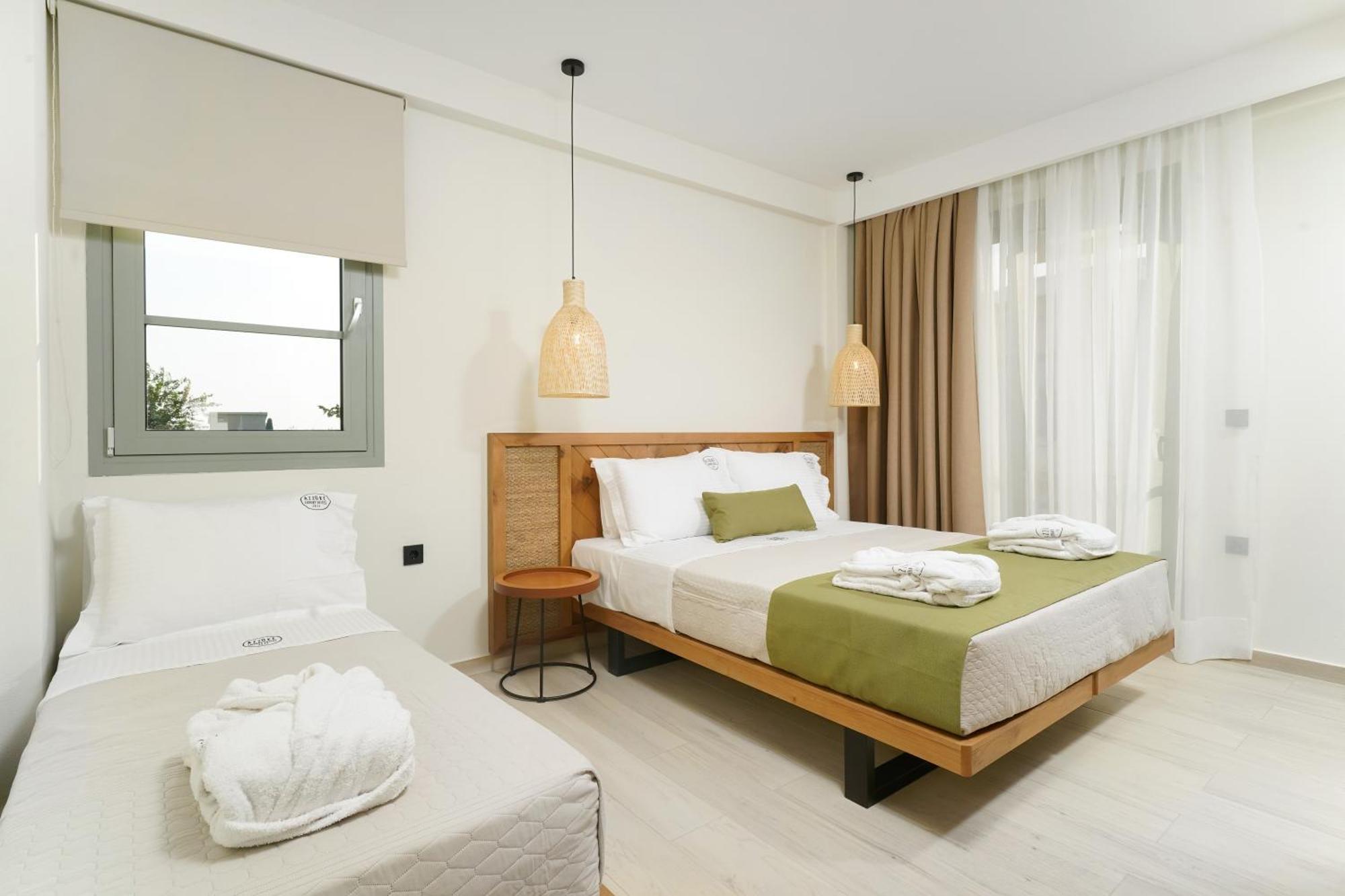 Azzure Luxury Suites โปตอส ภายนอก รูปภาพ