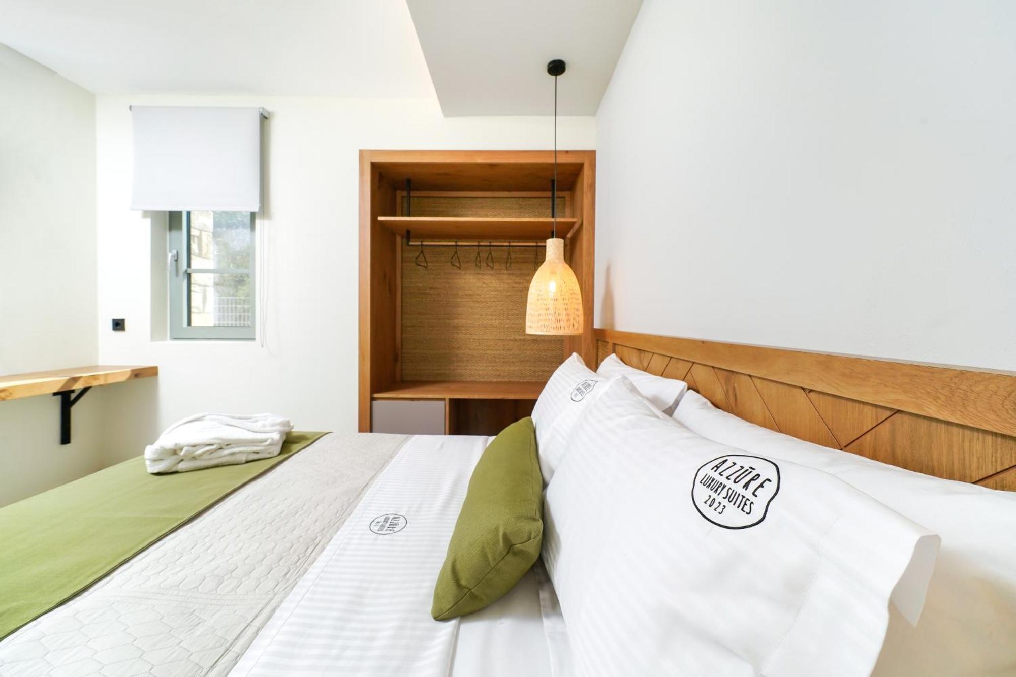 Azzure Luxury Suites โปตอส ภายนอก รูปภาพ