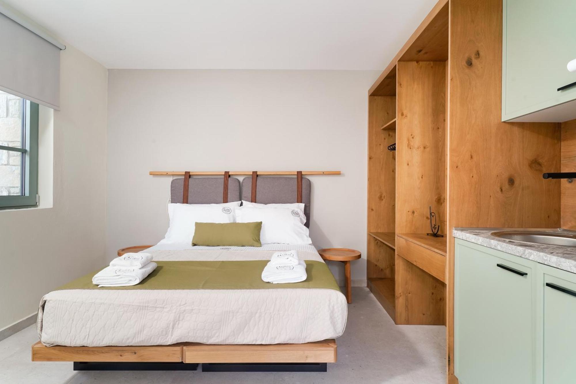 Azzure Luxury Suites โปตอส ภายนอก รูปภาพ