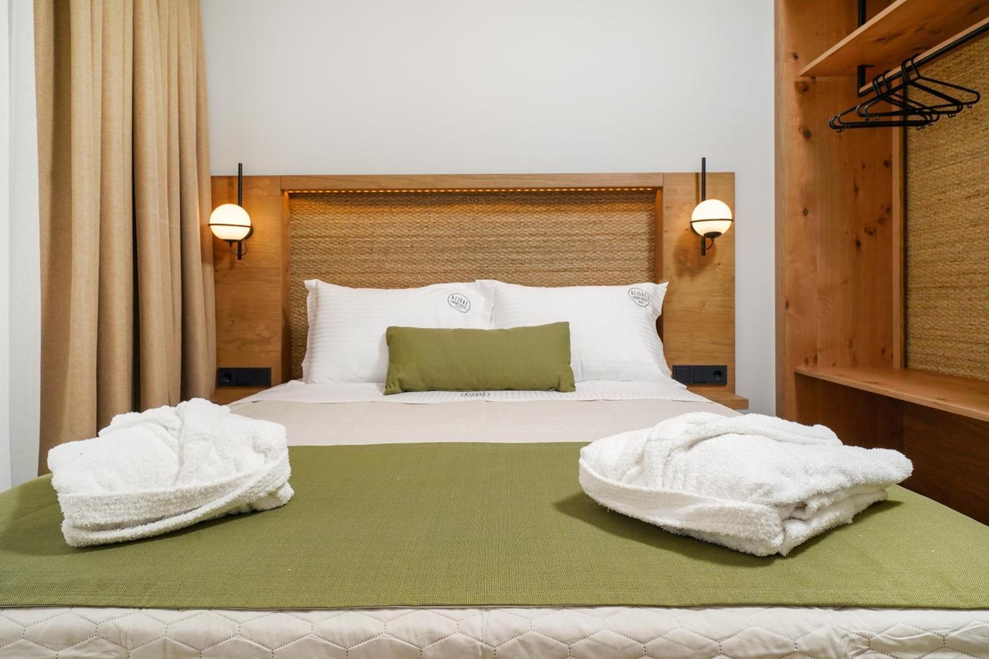Azzure Luxury Suites โปตอส ภายนอก รูปภาพ